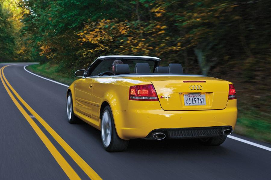  Audi RS4 Cabriolet (B7, 8H) 2006 года  (NA) (фото 32 из 65)